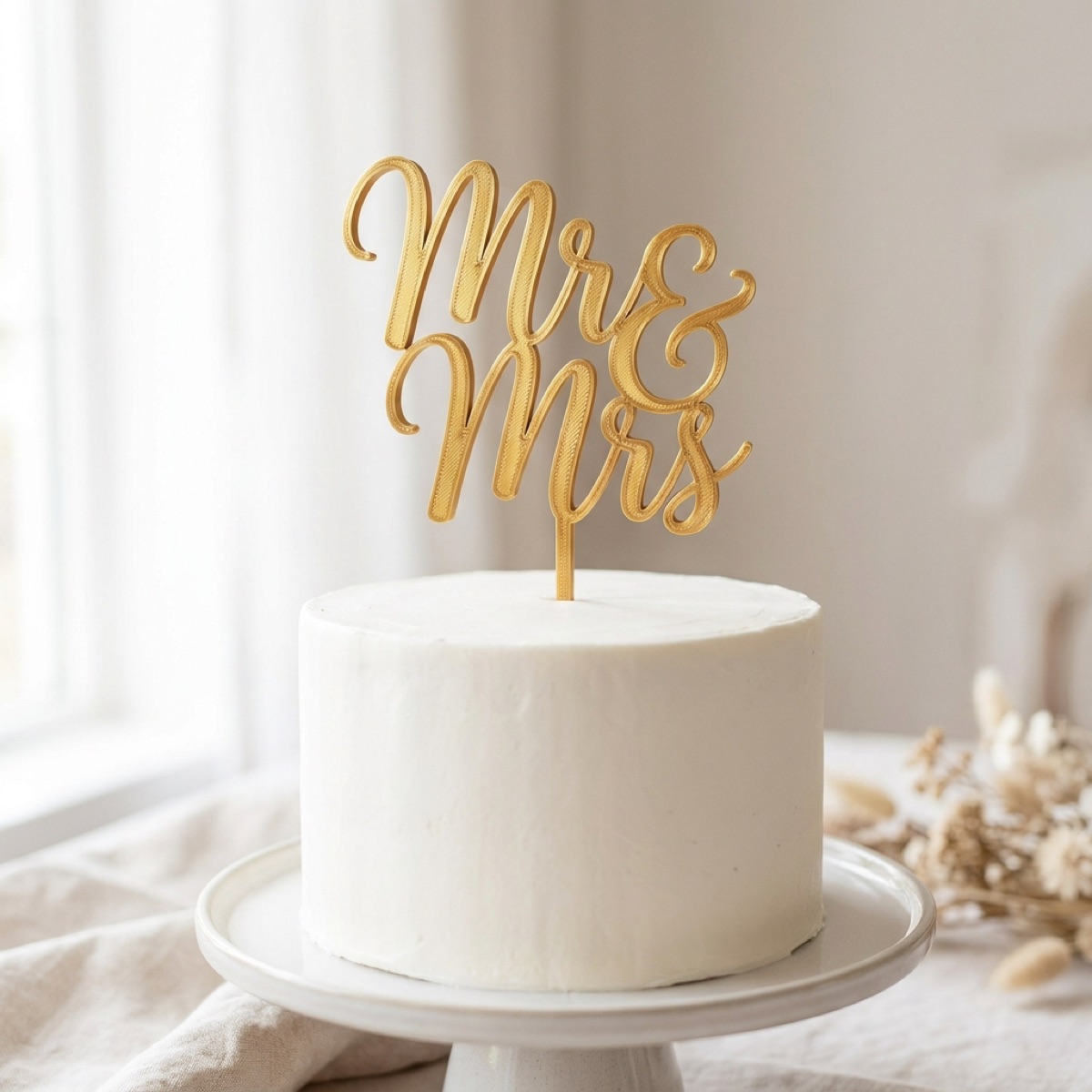 3D-printed script cake topper